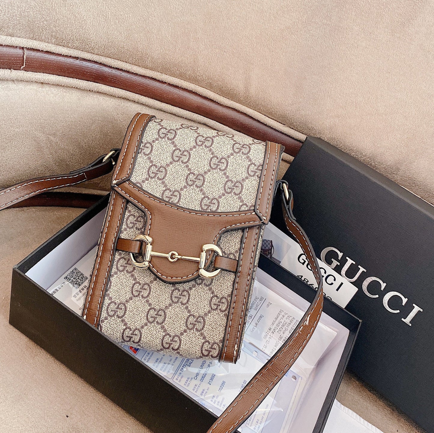 Δερμάτινη τσάντα crossbody