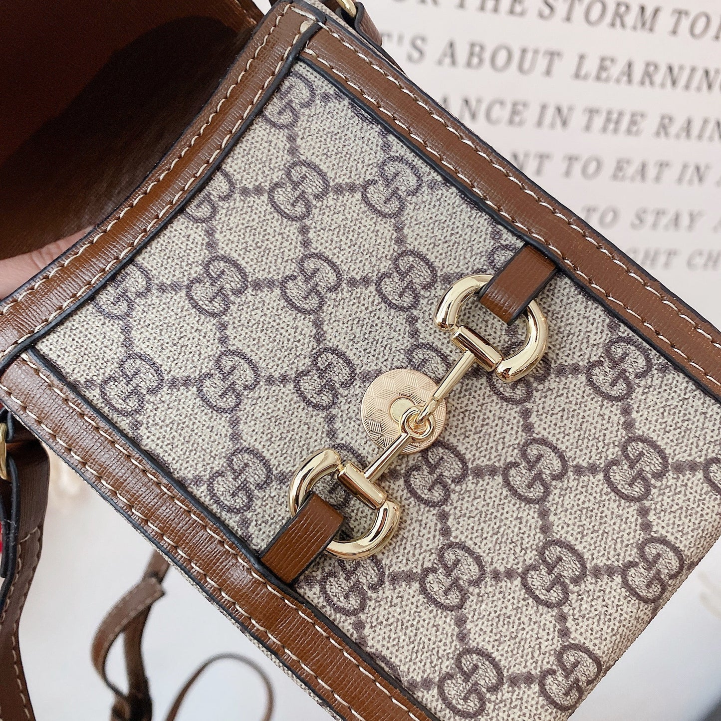 Δερμάτινη τσάντα crossbody
