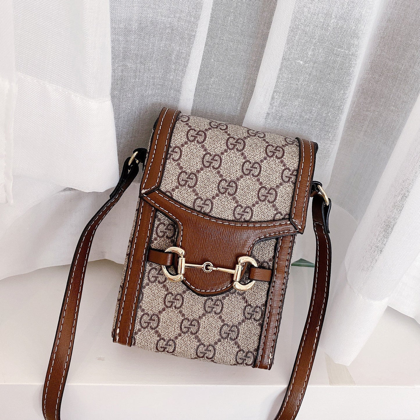 Δερμάτινη τσάντα crossbody