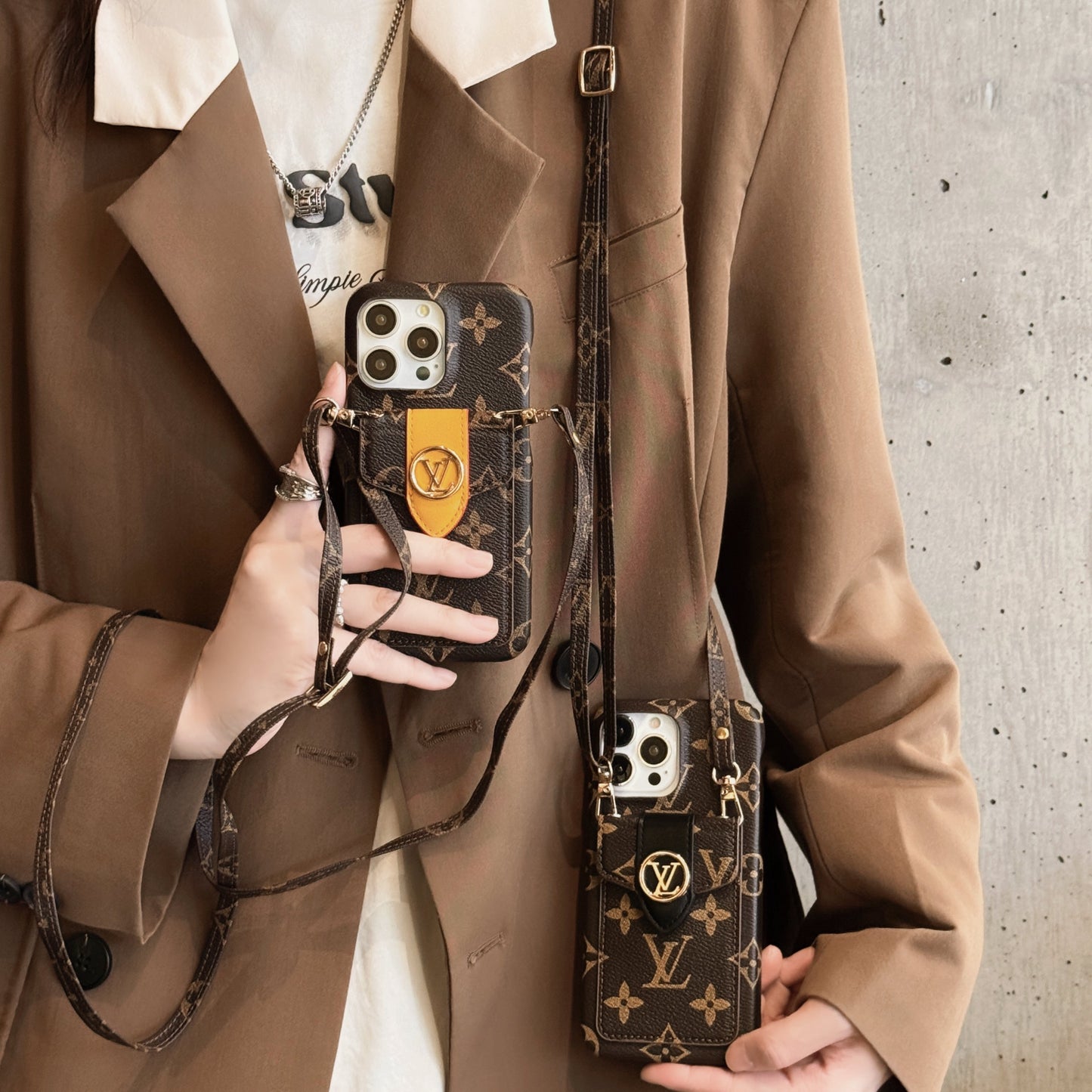 Lou Chain Chain Chain Case para iPhone