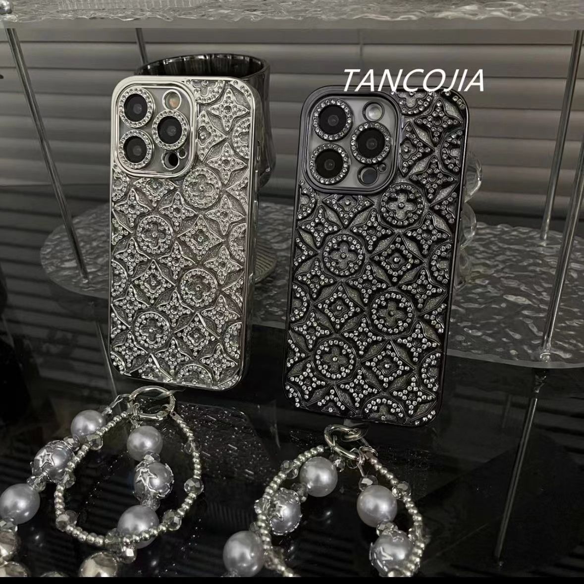 Capa de iPhone em relevo de diamante de luxo
