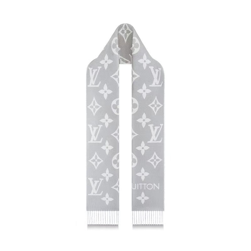 Stylish Scarf – A Must-Have for the Polished Goddess