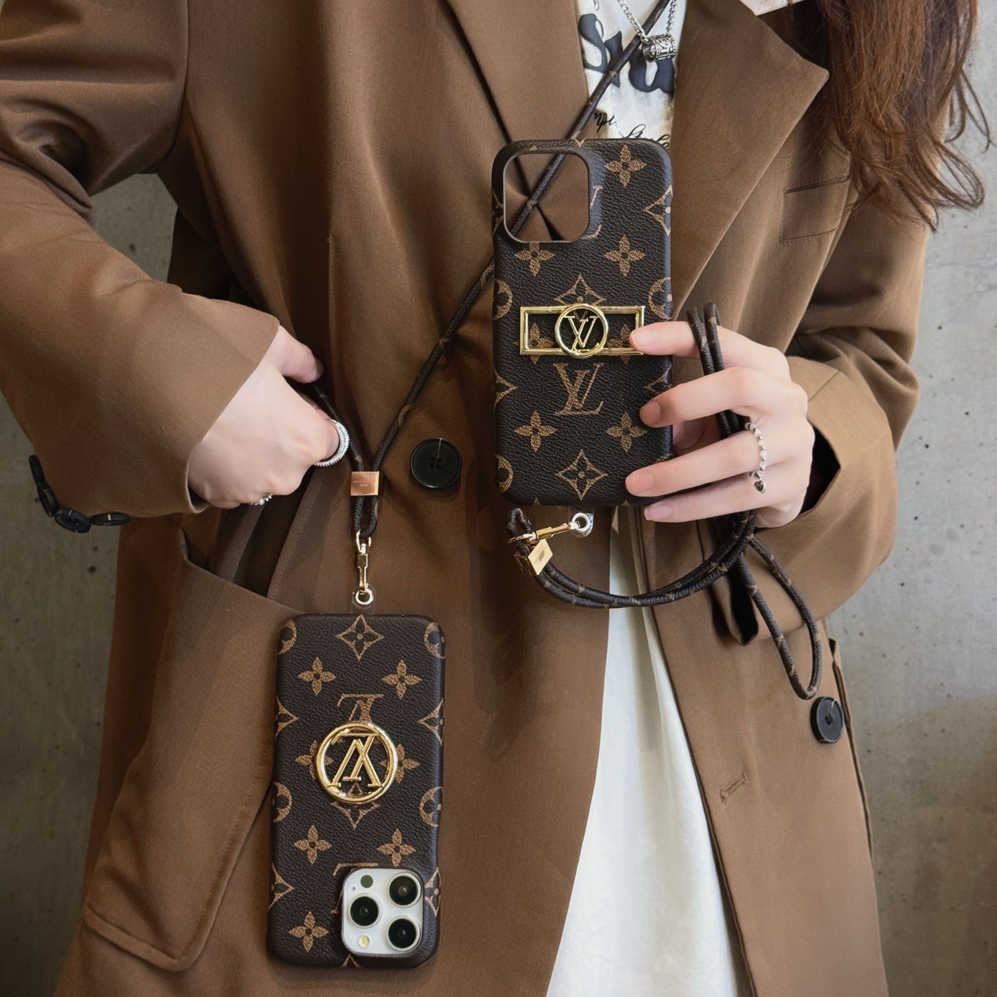 Lou Chain Chain Chain Case para iPhone