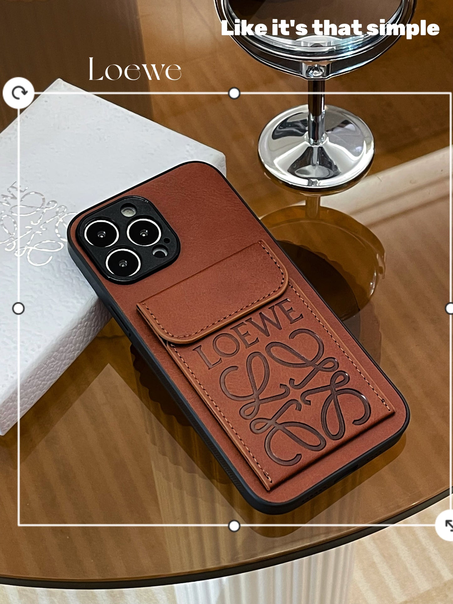 Custodia per iPhone Loewe con supporto per schede Brown-LZP241448