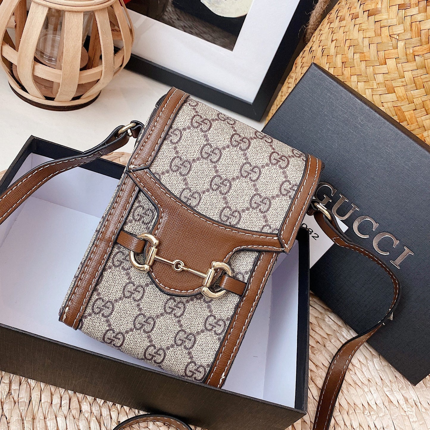 Δερμάτινη τσάντα crossbody
