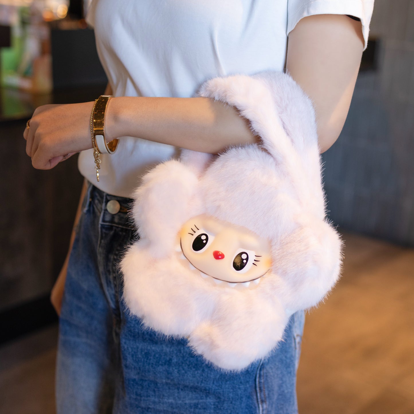 Lncredibly Trendy & Cute Bag