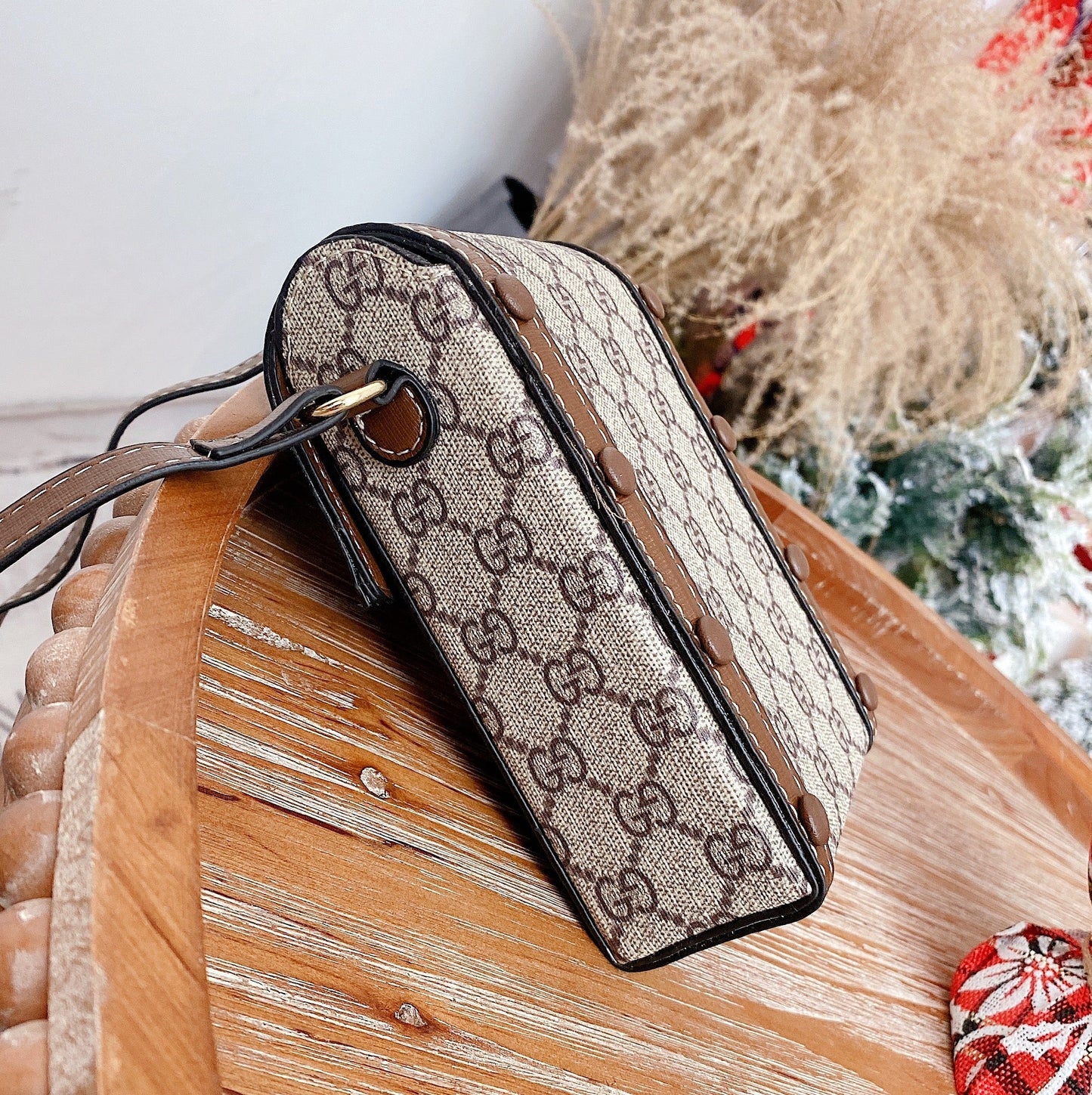 Δερμάτινη τσάντα crossbody