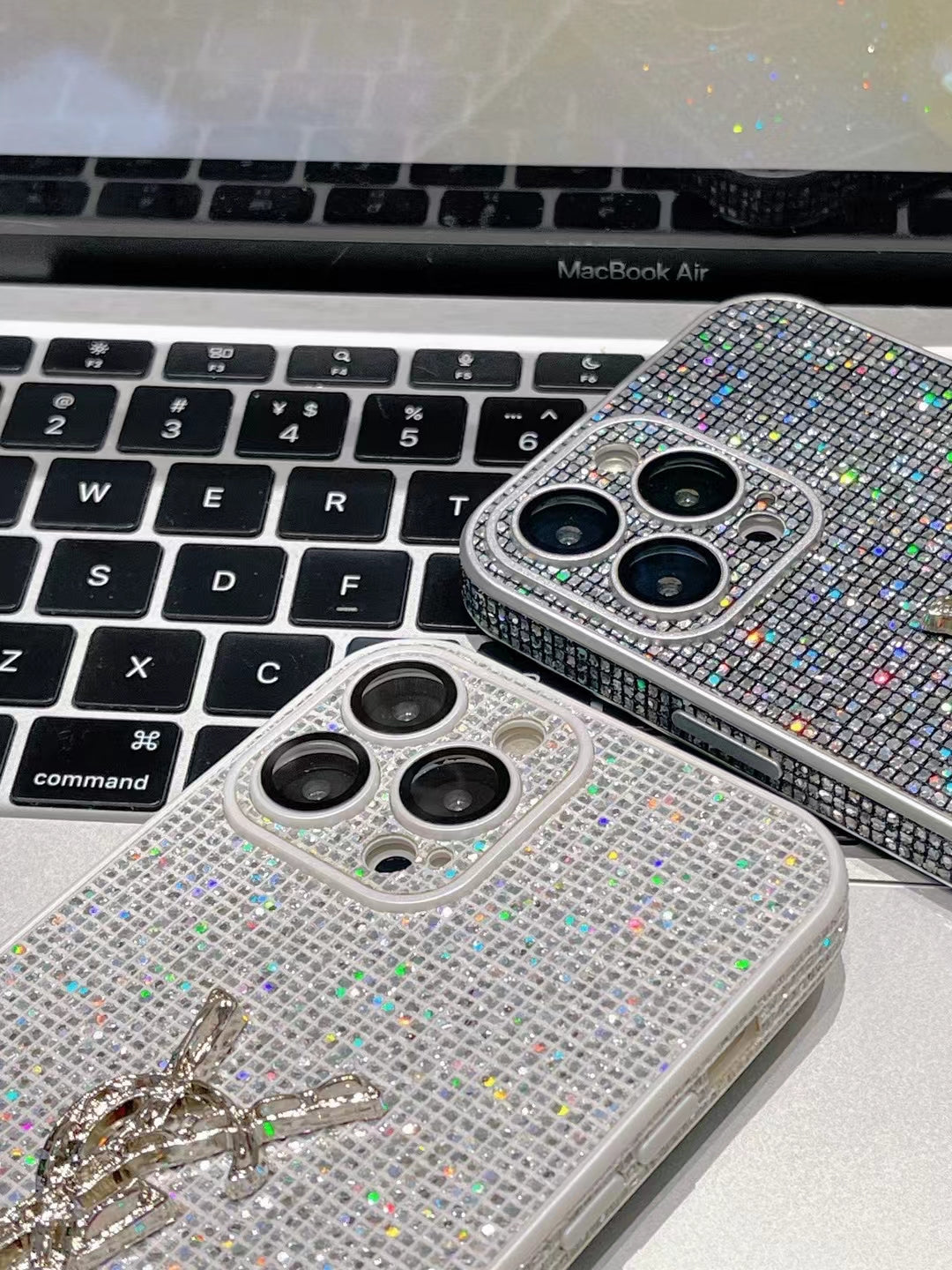 Casos de iPhone de glitter luxuosos