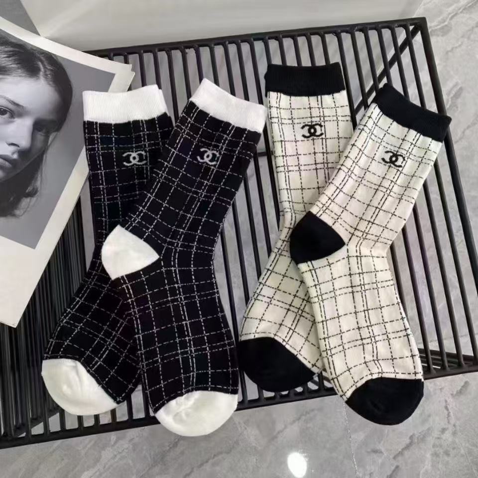 Premium cotton socks with antibacterial function