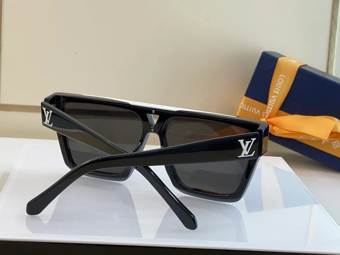 1.1 Evidence Sunglasses