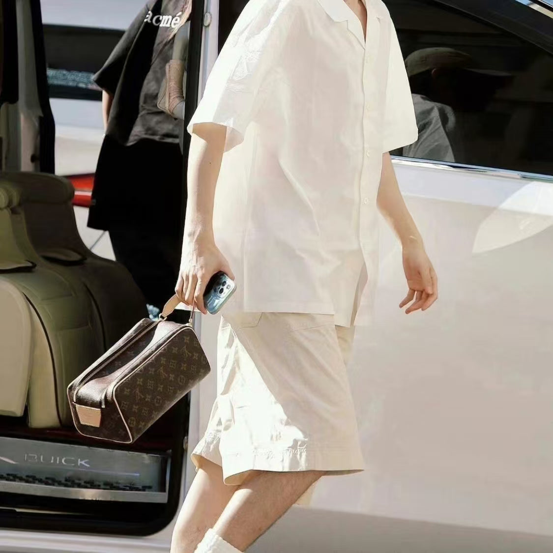 Premium Cosmetic Bag-01