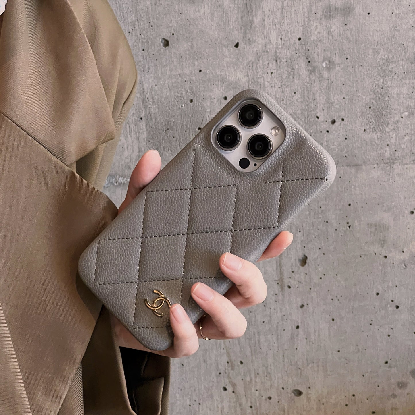 CC Leather iPhone -kotelo