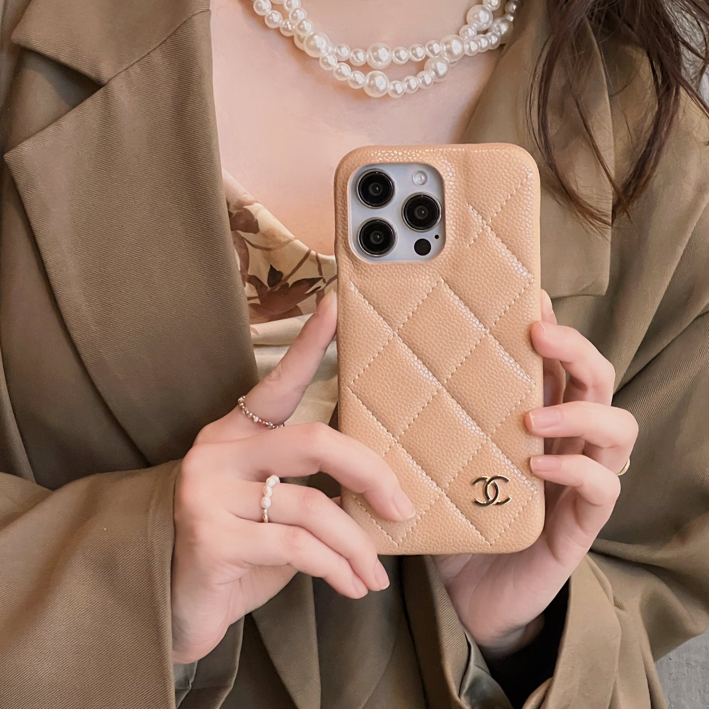 CC Leather iPhone -kotelo