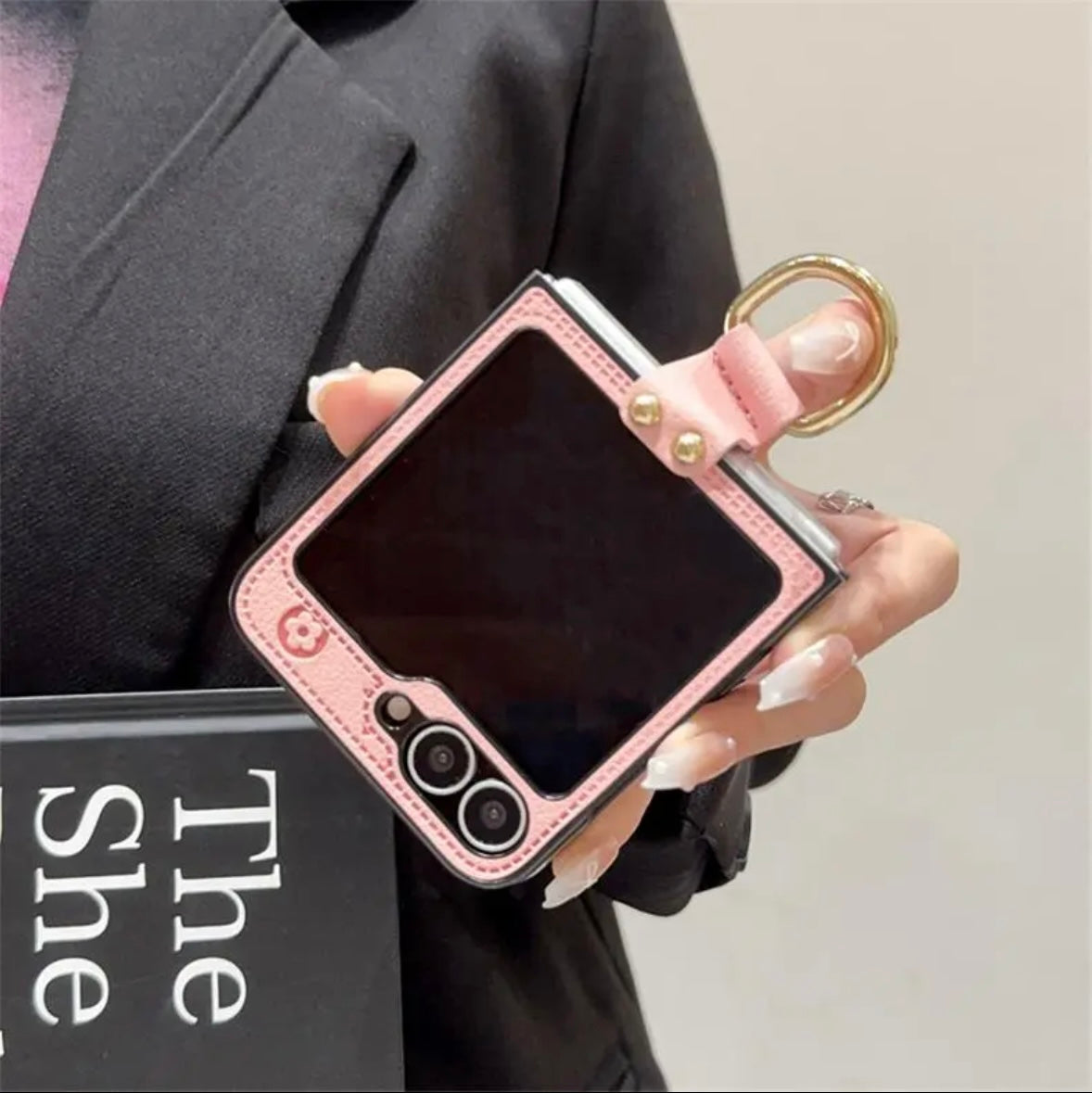 "Samsung Z Flip Series in pelle pieghevole Custodia per cellulare anti-fallo, con design della fibbia ad anello di dito"