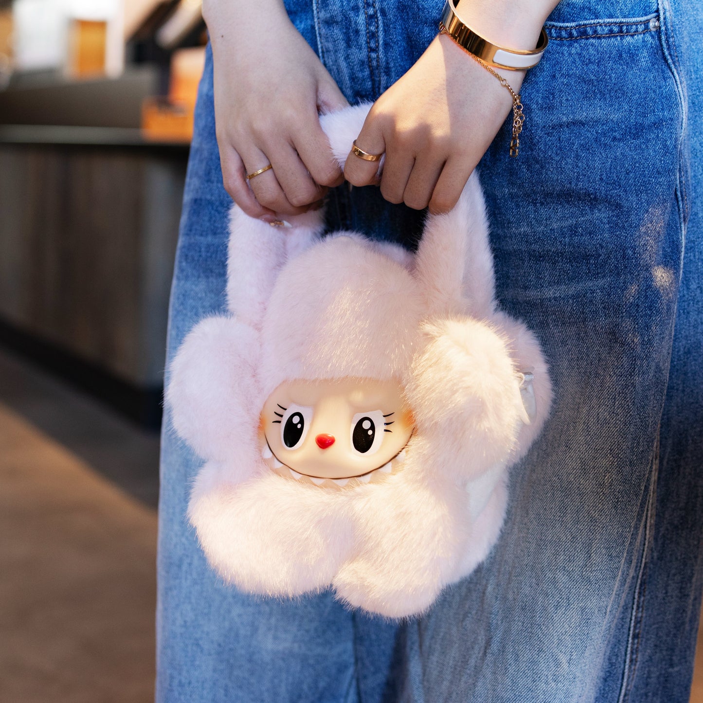 Lncredibly Trendy & Cute Bag