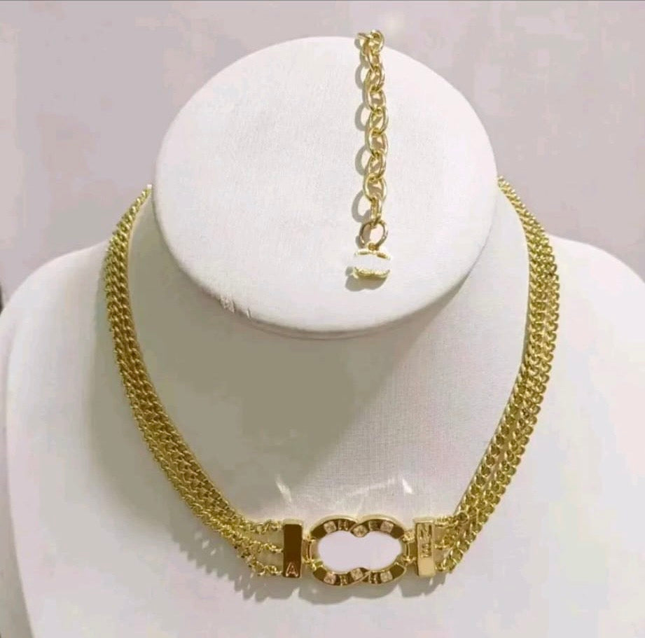Luxury Brand CC Pendant Necklace Choker