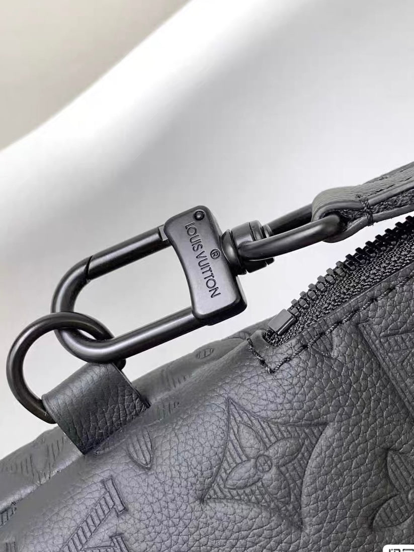 Minimalist Detachable Pouch Crossbody Chest Bag